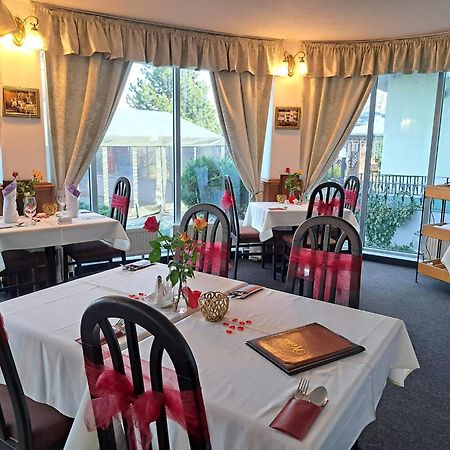 Kastiel Agatka Hotel Chorvatsky Grob Luaran gambar