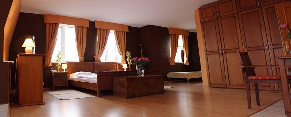 Kastiel Agatka Hotel Chorvatsky Grob Luaran gambar
